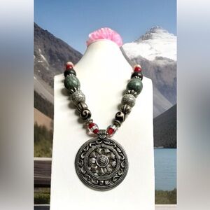 Vintage tribal theme handmade pendant necklace with resin beads & Tibetan silver